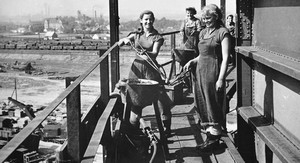 1951 Ohřev nýtů při nýtovacích pracích