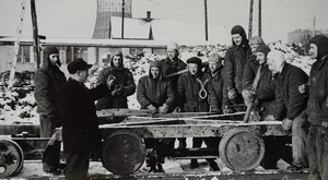 1953 Stavba vysokopecní koleje