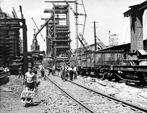 Všichni dělníci byli velmi mladí. I proto měla NHKG přezdívku Stavba mládeže