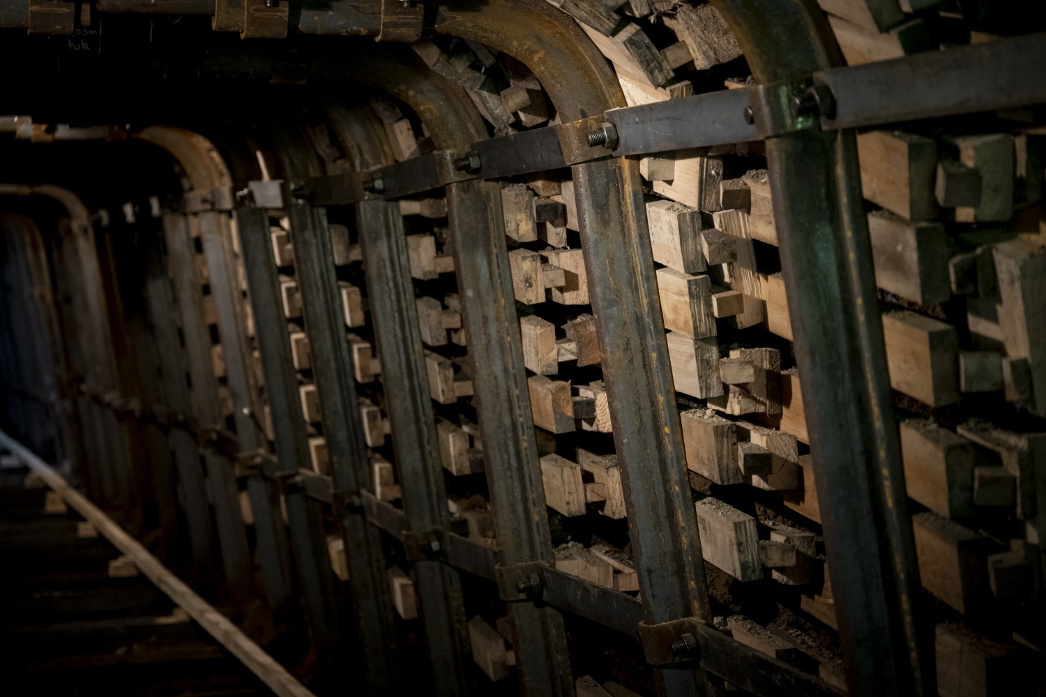 Kanalizace na Bubenském nábřeží v Praze se rekonstruuje  s využitím důlních výztuží z LIBERTY Ostrava